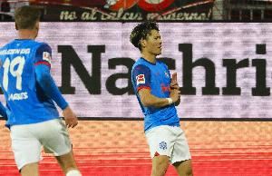 记者：町野修斗转会门兴今日官宣，转会费600-700万欧+奖金