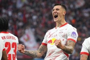 英媒：纽卡希望塞斯科48小时内答复，曼联仍有意这名球员