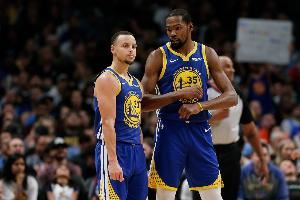 KD提FMVP令勇蜜破大防😭他还曾“手滑”骂库里+捧绿军踩勇士