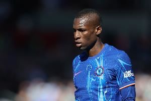 记者：拜仁仍在与切尔西商谈杰克逊租借，有球队试图截胡