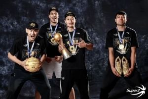 「久」志凌云，「事」在必得！上海久事冠军定妆照新鲜出炉！